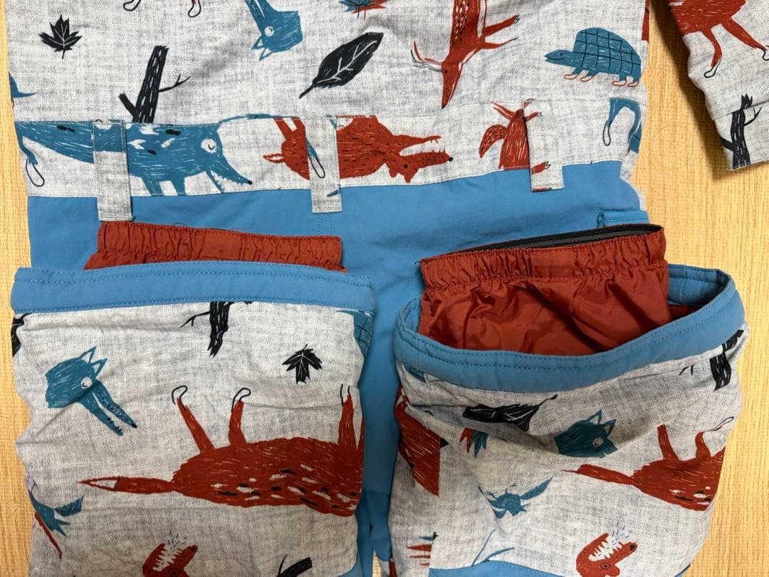 BURTON 子ども用スキー　スノボーウェア 動物柄　4T