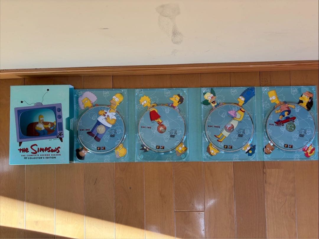 ザ・シンプソンズ DVD 日本語版　シーズン1、2、3、4、9コレクターズ他2枚