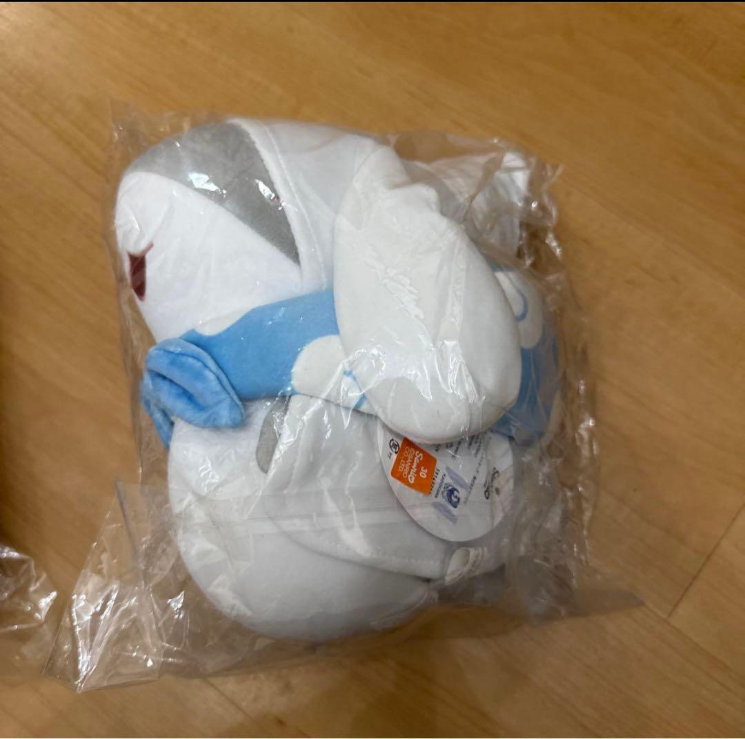 おでかけ子ザメ×シナモロール&クロミ　むにゅぐるみマスコット（おでかけ子ザメ）