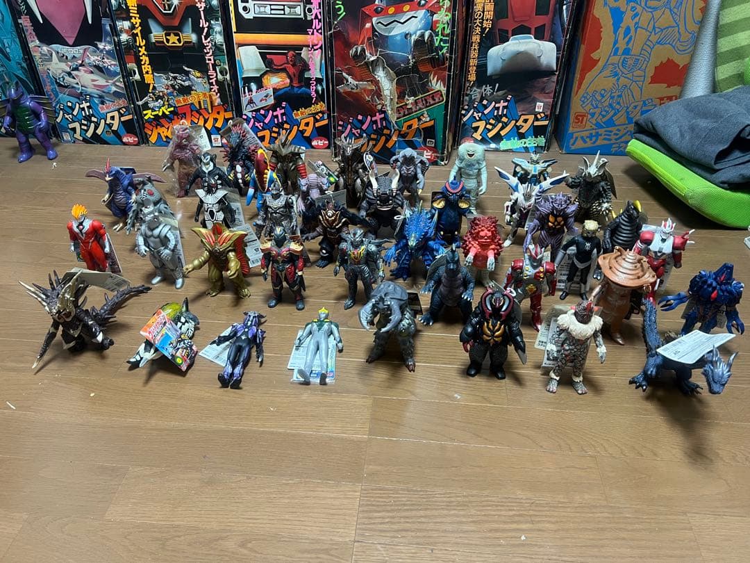 ウルトラマンシリーズ 怪獣フィギュア コレクション42体セット　未使用　バンダイ