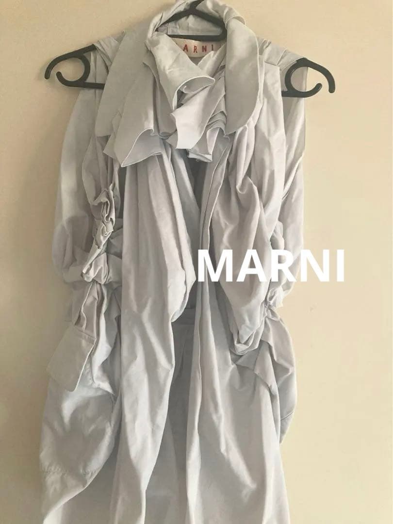 K*。様 MARNI ノースリーブ　マルニ