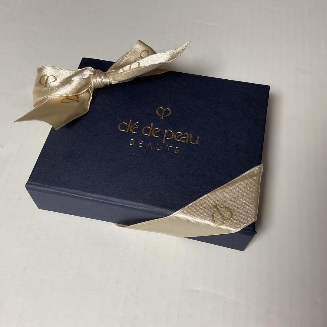 新品未開封クレドポーボーテ　レオスールデクラ　21 フェイスカラー　10g