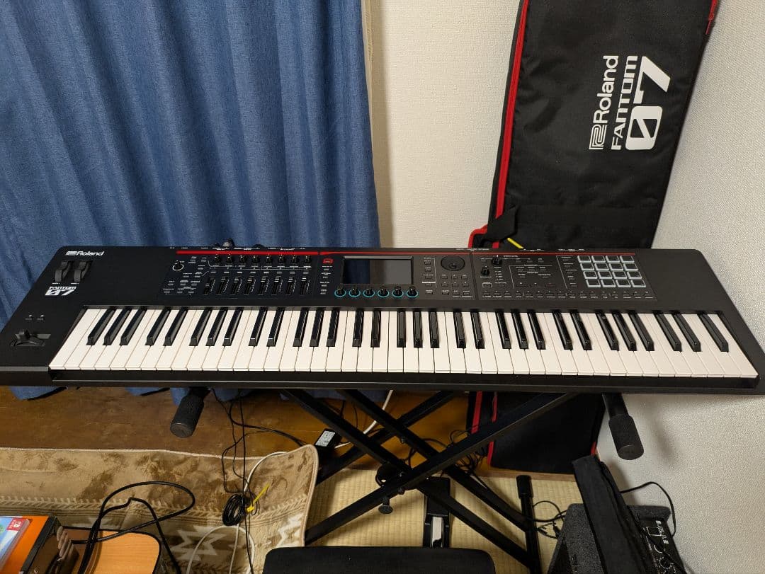 Roland FANTOM 07 専用ケース付き