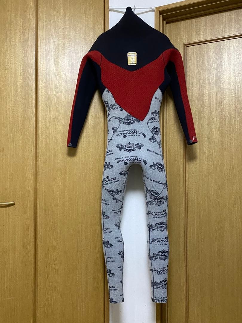 ★裏起毛で暖か【Billabong 】メンズ用５×３ｍｍセミドライフルスーツ