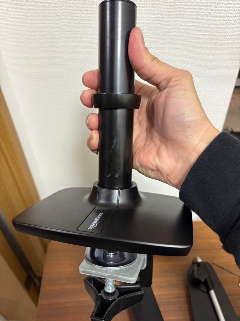 Amazonベーシック モニターアーム ノートパソコンスタンド付