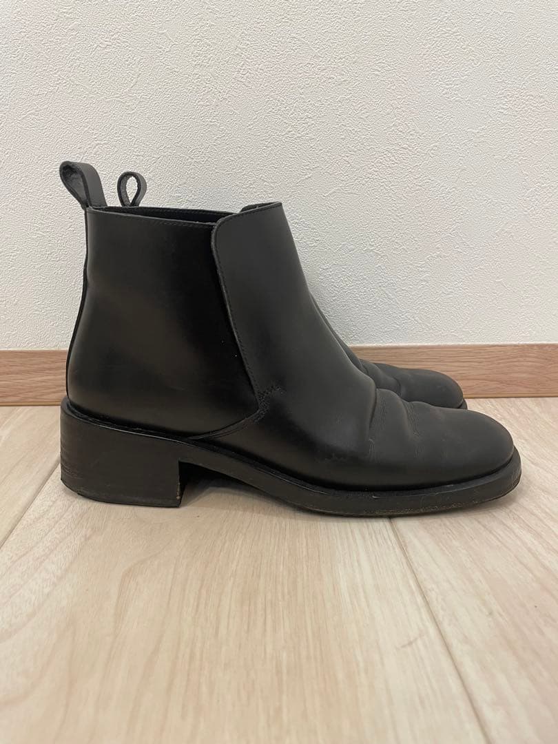 GUCCI ブラック　レザー ショートブーツ　4 1/2