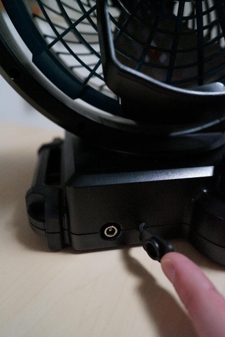 マキタの充電式ファン（CF101D）扇風機　サーキュレーター