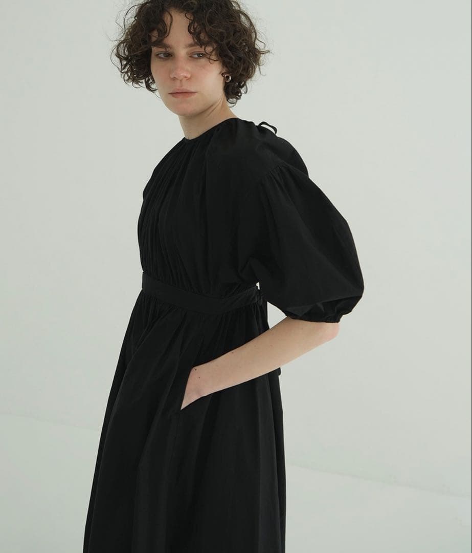 CLANE クラネ BACK SCHOEN GATHER ONEPIECE