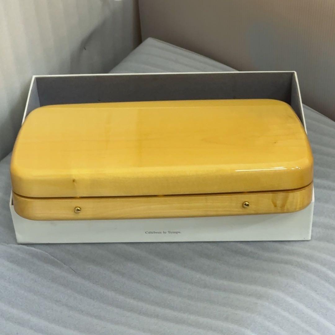 パルミジャーニフルリエ　時計ケース