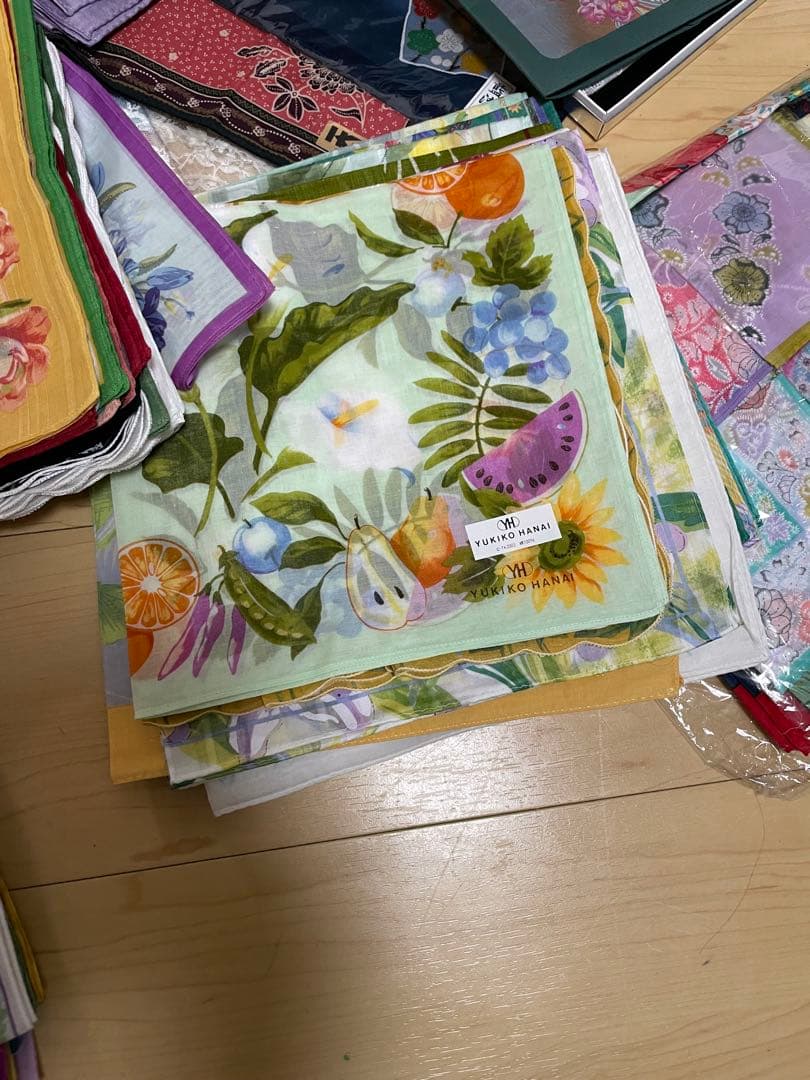 ki　HANAI YUKIKO他ハンカチセット　96枚20250725
