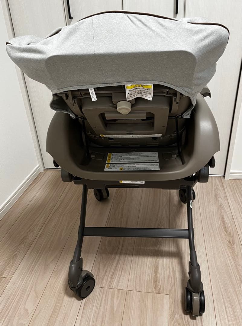 y*2様 【美品】Combi ネムリラ AUTO SWING(電動)