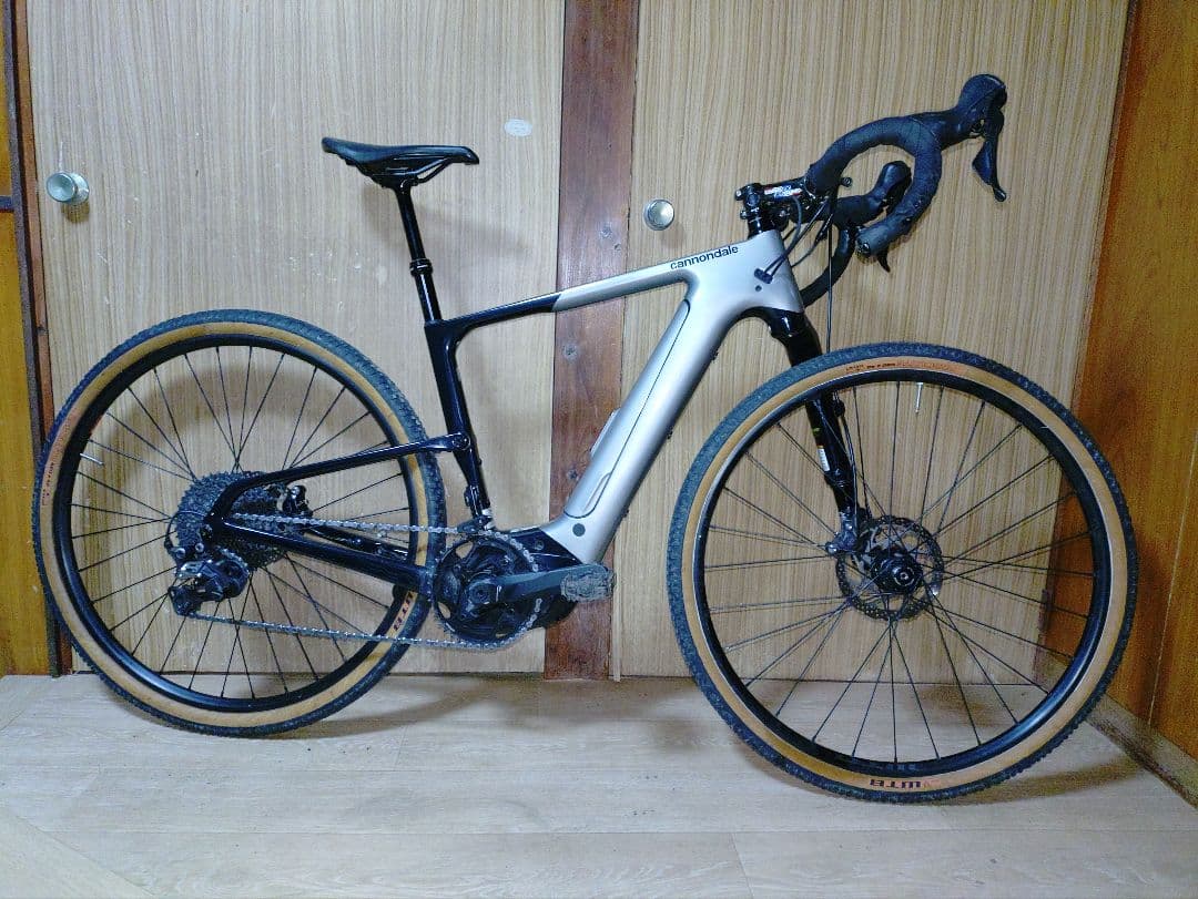 キャノンデール　トップストーンネオカーボンレフティ3　　グラベルロード