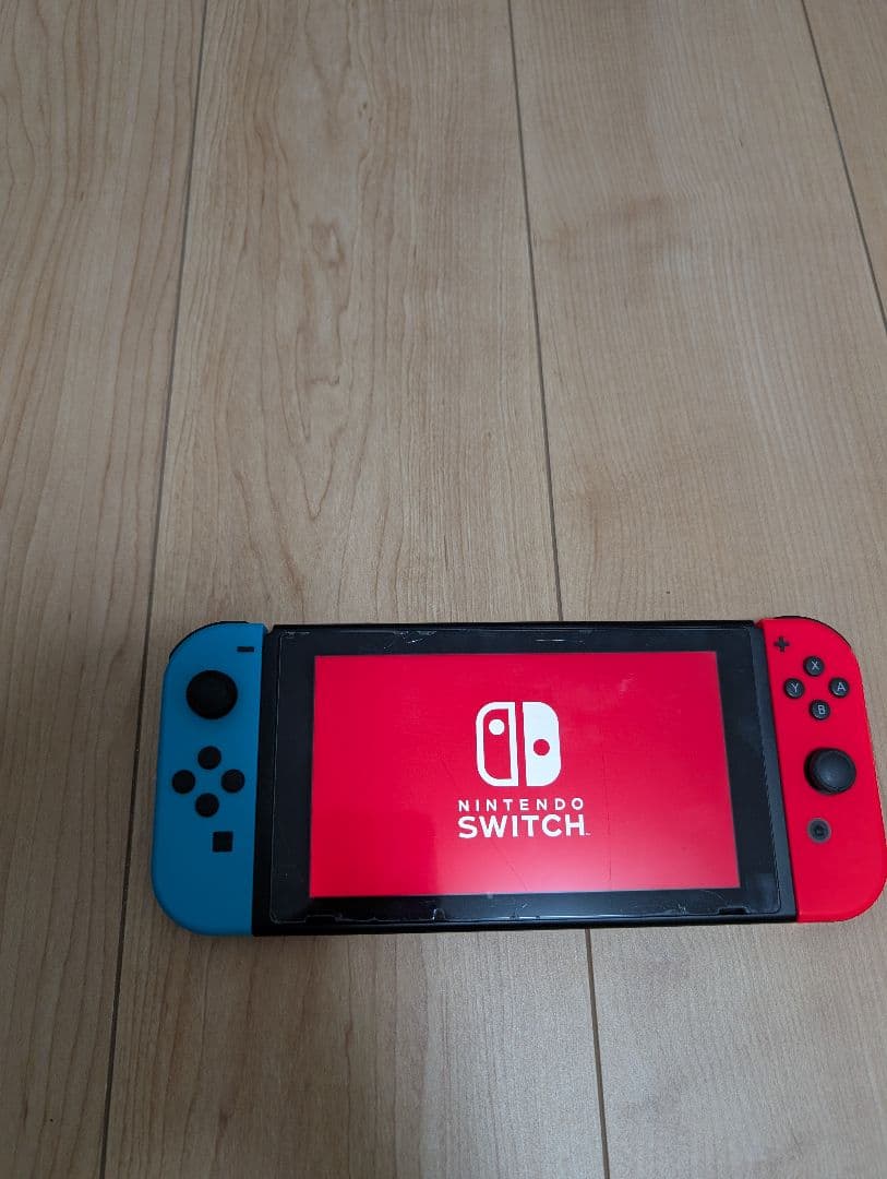 Nintendo Switch本体 +Joy-Con +ソフト2本