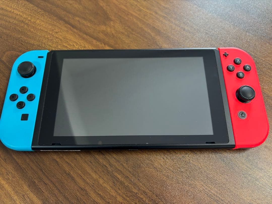 【美品】Nintendo Switch 本体 青/赤ジョイコン ケース付き