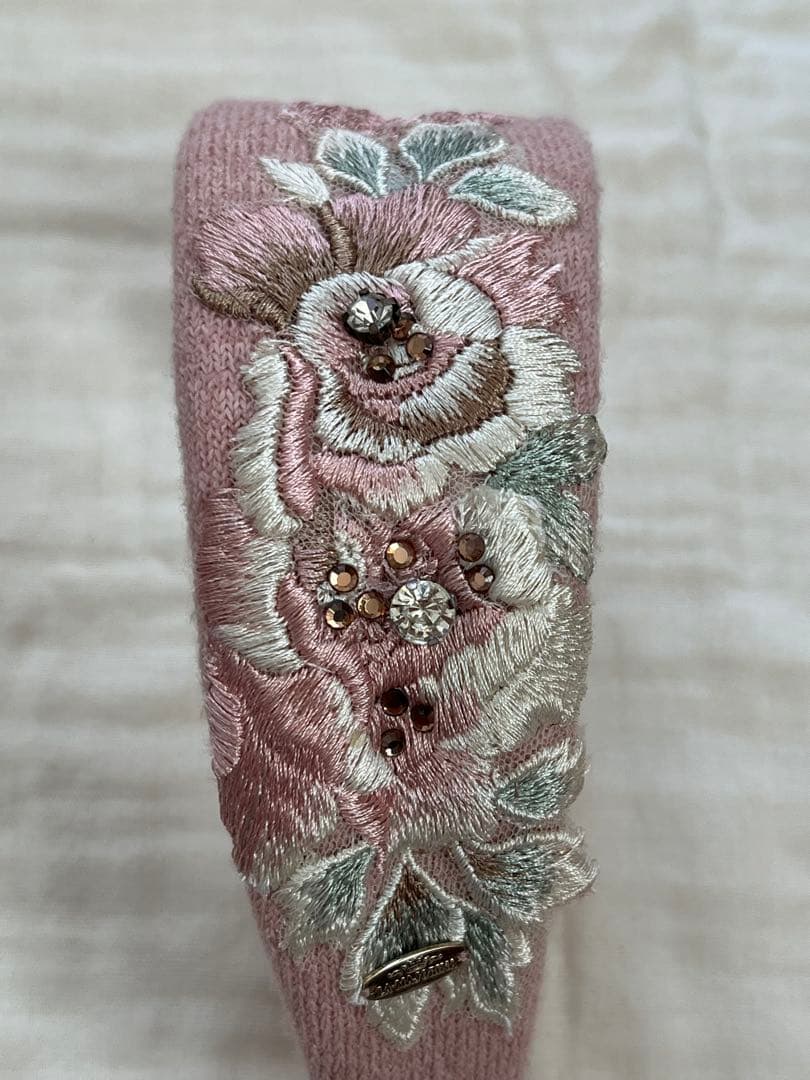 ラマジョリーナ　ピンク　カチューシャ　未使用品✨