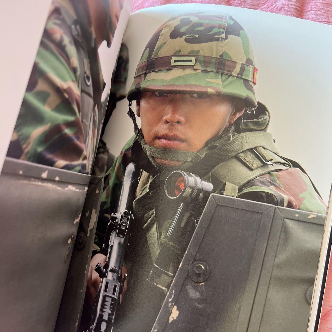 ヒョンビン、限界に挑む。海兵隊入隊ドキュメンタリーBOOK