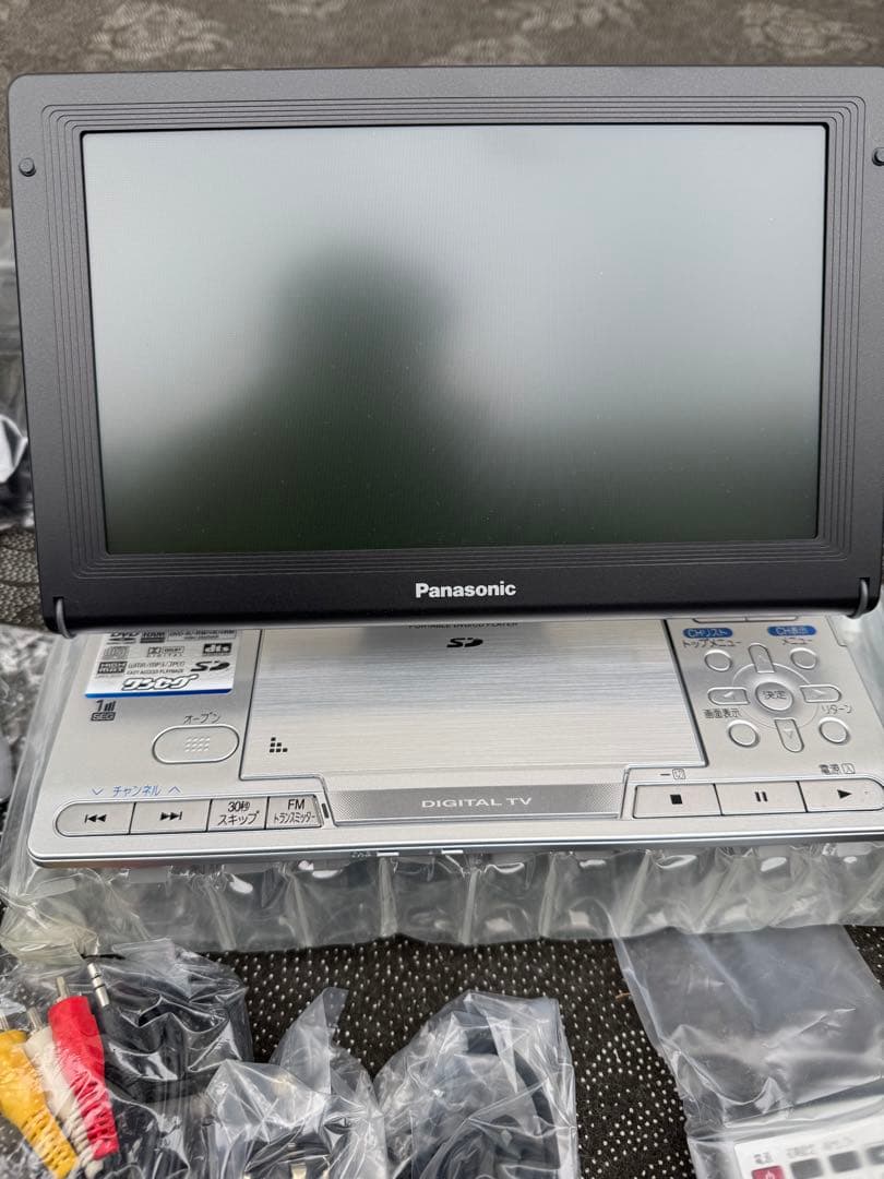 Panasonic DVD-LX97 ポータブルDVDプレーヤー