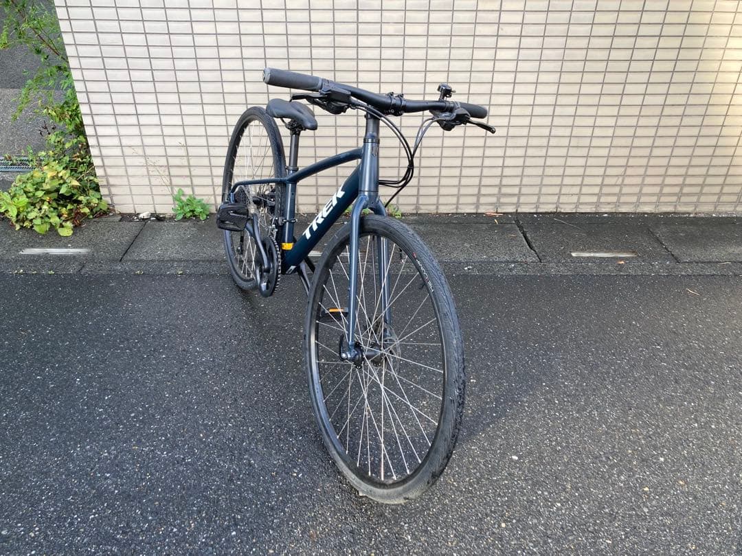 美品 2022年8月購入 トレック TREK FX 2 Disc Gen 3