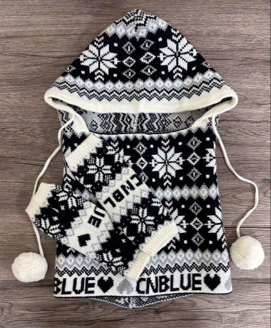 【新品】CNBLUE 手形Tシャツ&Warmerセット