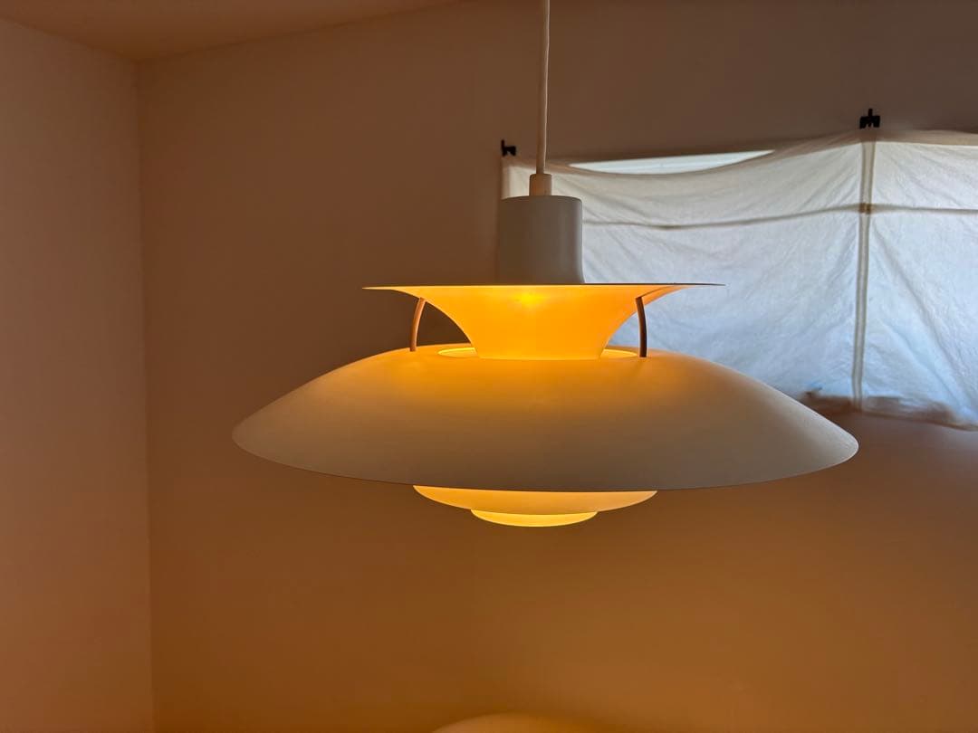 ルイスポールセン　PH5 クラシックホワイト