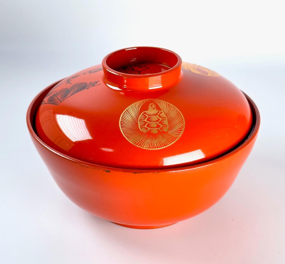 未使用！　昭和初期　沈金吉祥文様　朱塗　蓋付椀　本木漆芸　9客揃え　共箱