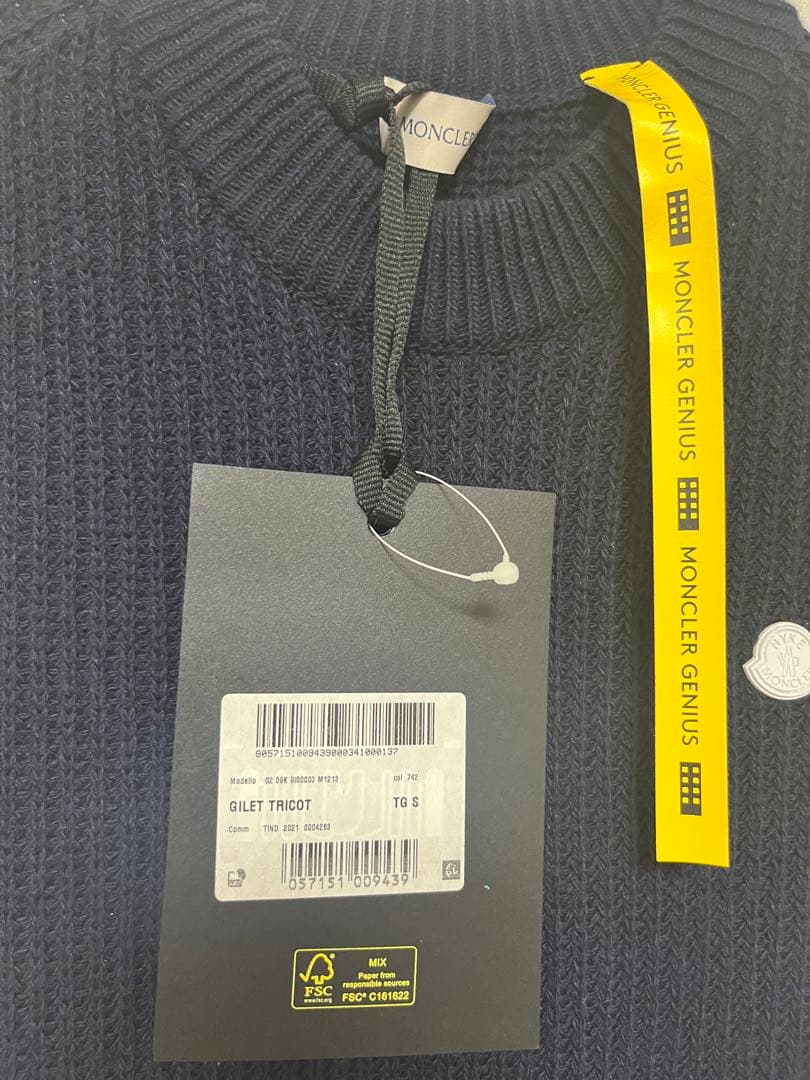 MONCLER HYKEネイビー ニットベスト新品未使用　モンクレール　ハイク