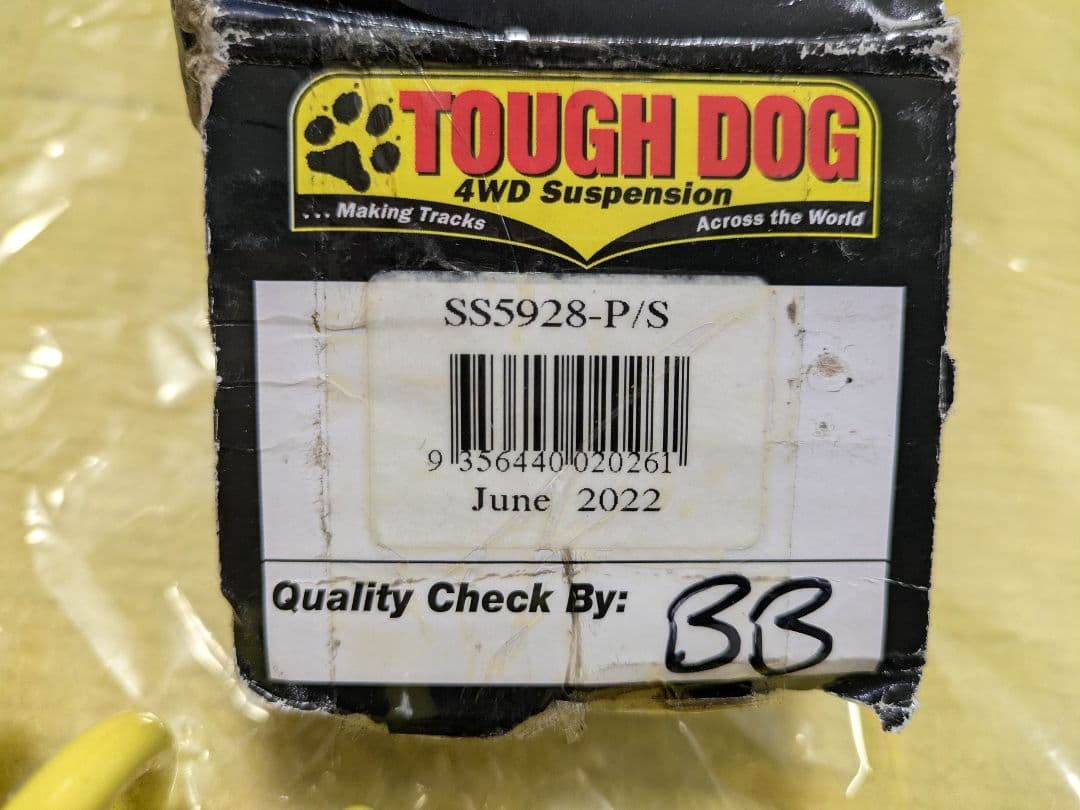 ジムニーJB64用　ステアリングダンパー