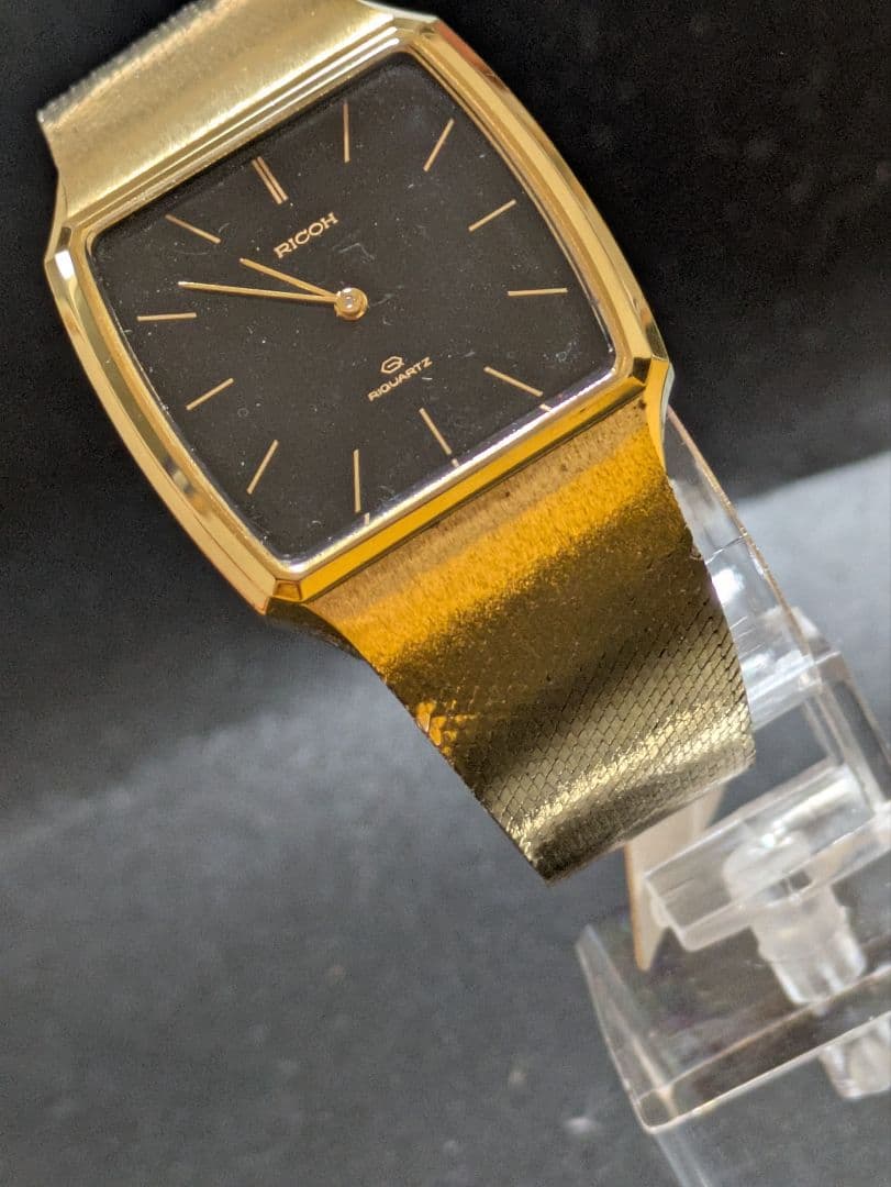 RICOH ブラック＆ ゴールド アンティーククォーツ腕時計