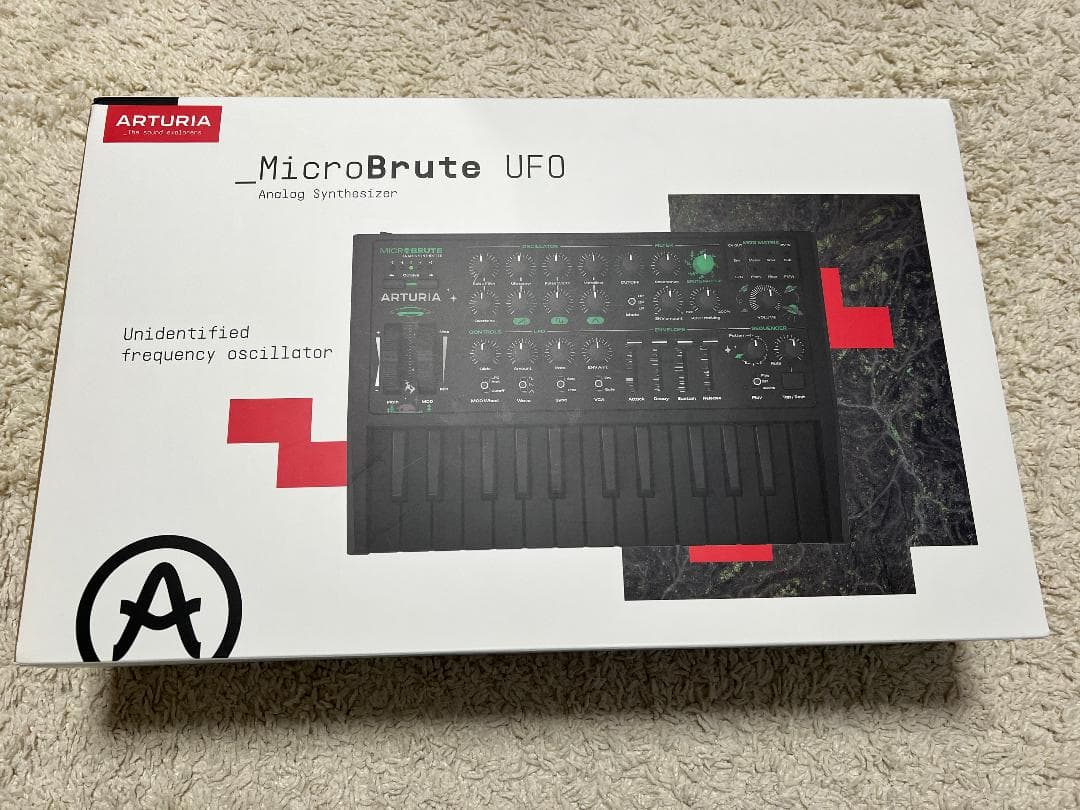 鍵盤楽器 ARTURIA MICROBRUTE UFO