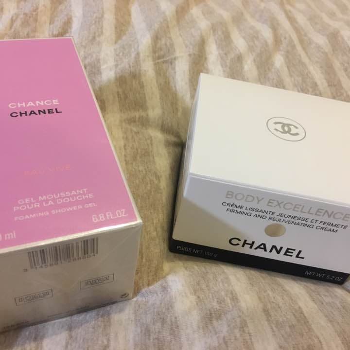 シャネル ボディクリーム シャワージェル