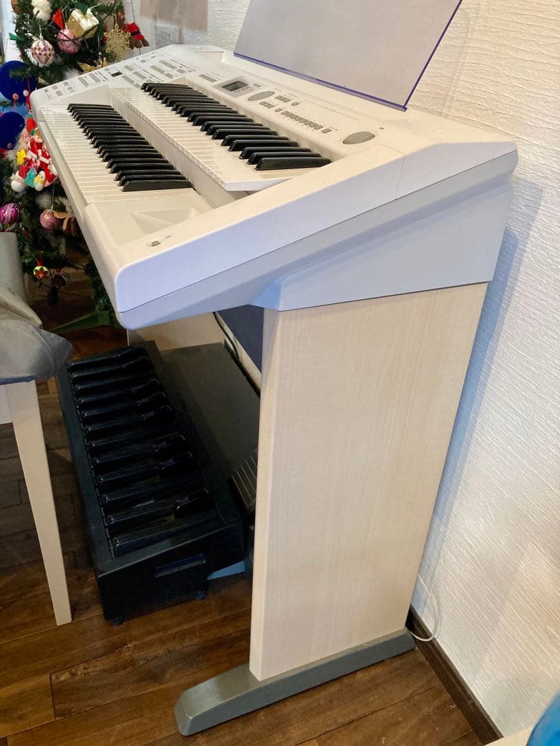 エレクトーン　ELB02