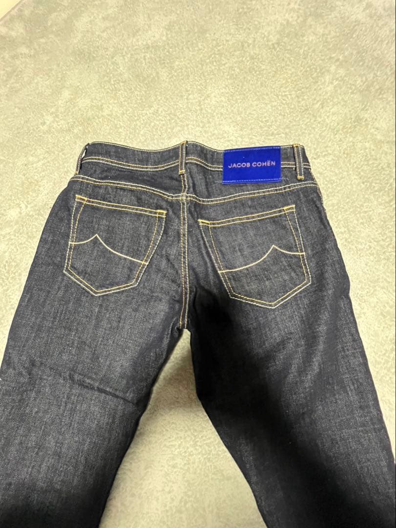 JACOB COHEN ダークブルー ストレートデニム
