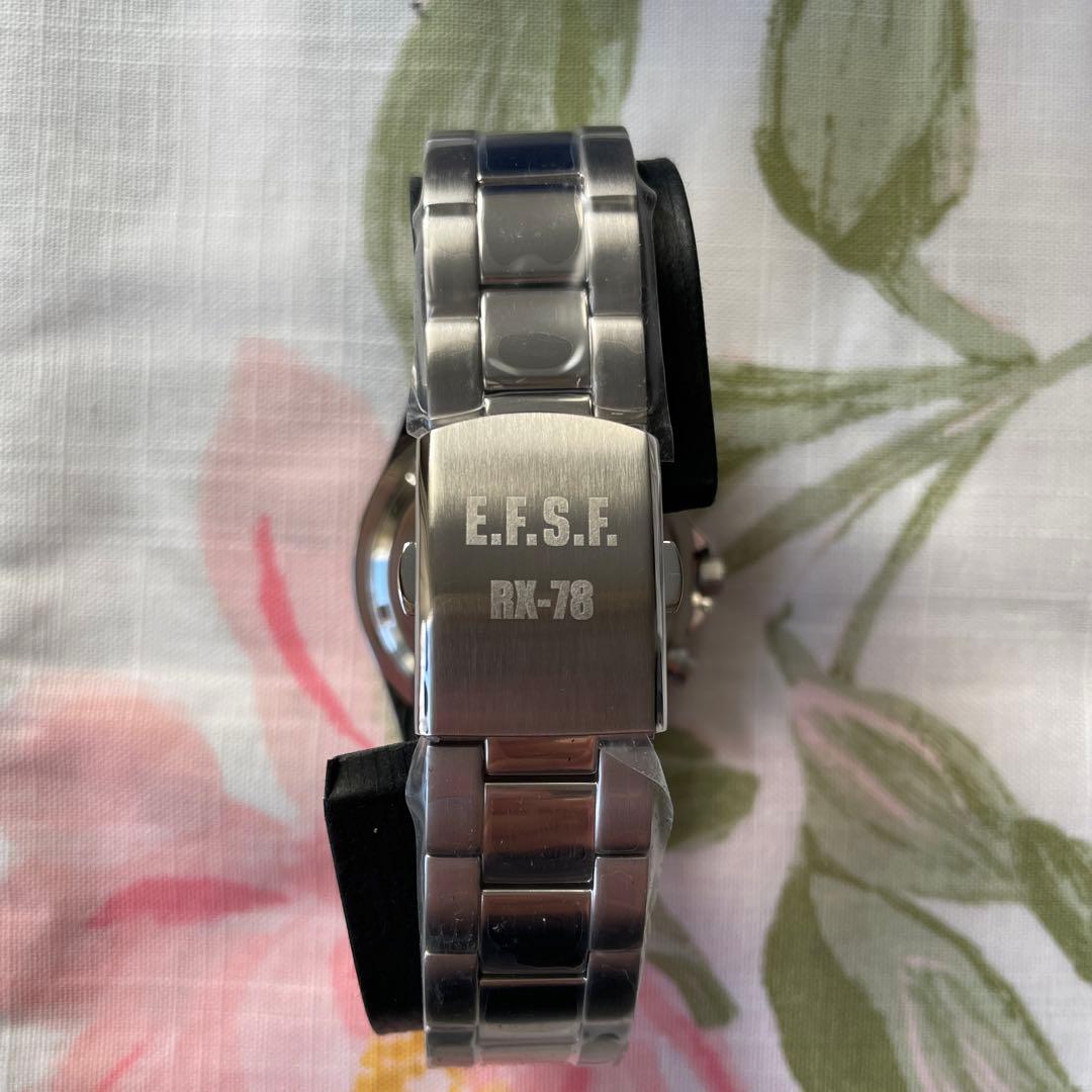 新品未使用全日空ANA×ガンダム時計クロ ノグラフウォッチSKY PROJECT