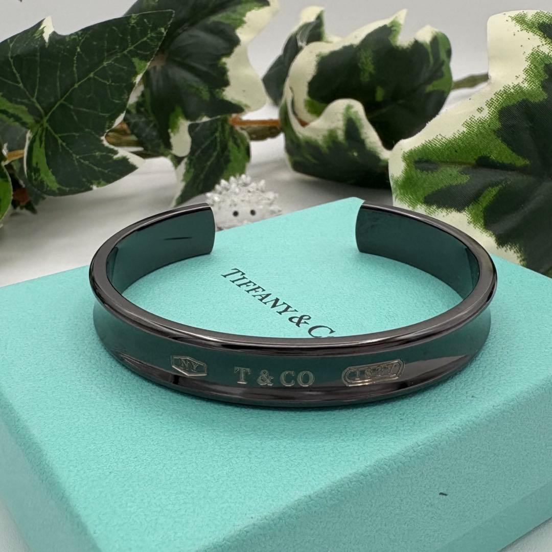 【ゆう様】ティファニー 1837 ナロー バングル チタン ブラック