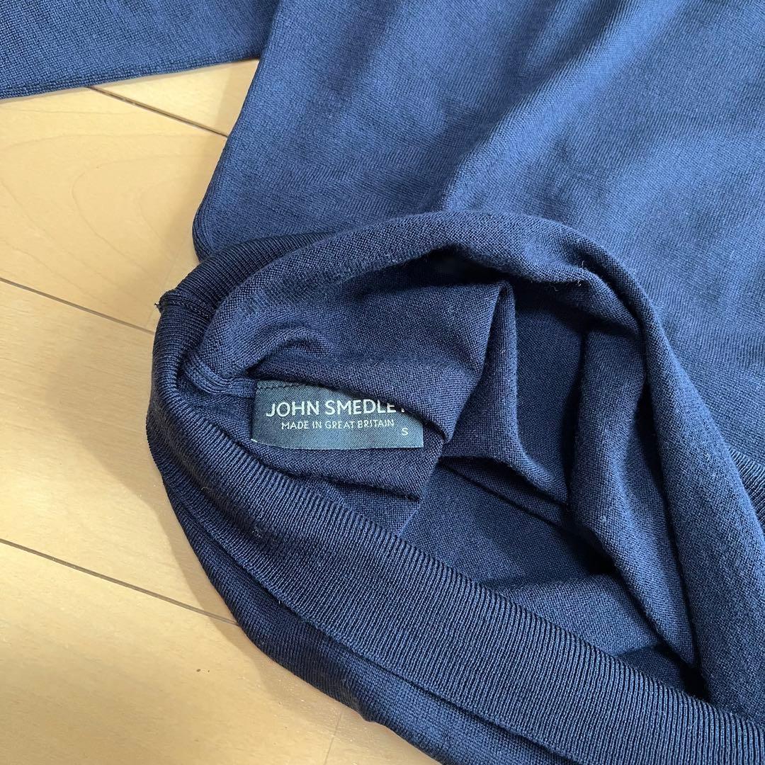 JOHN SMEDLEYタートルネックニット