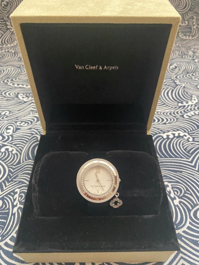 ヴァンクリーフ&アーペル チャームミニ