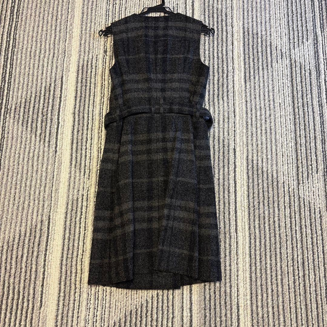 みえこ バーバリーロンドン ノースリーブワンピース サイズ36