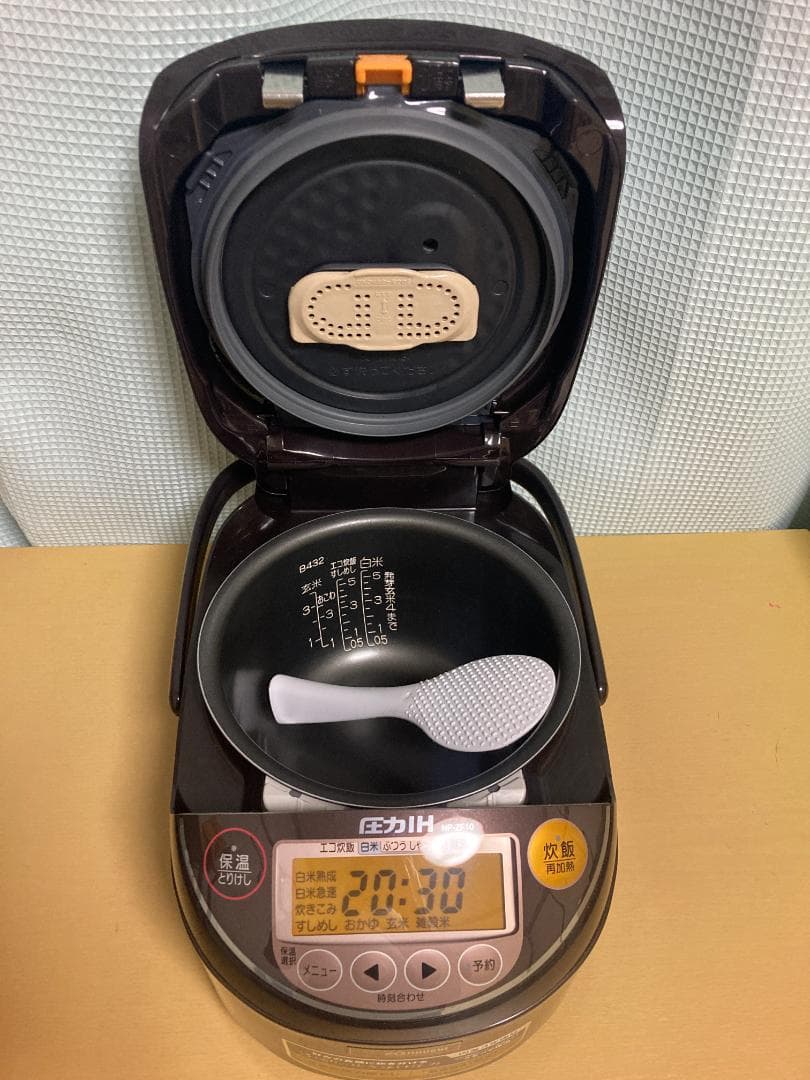 ★美品★ZOJIZUSHI 象印 圧力 IH 炊飯器 ジャー NP-ZF10