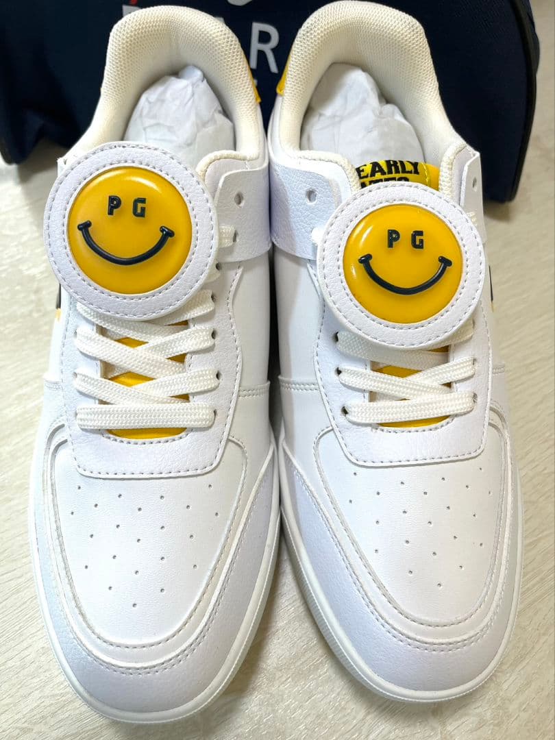 即発送対応●23-24.5cm展開●ゴルフシューズホワイト/ベージュ