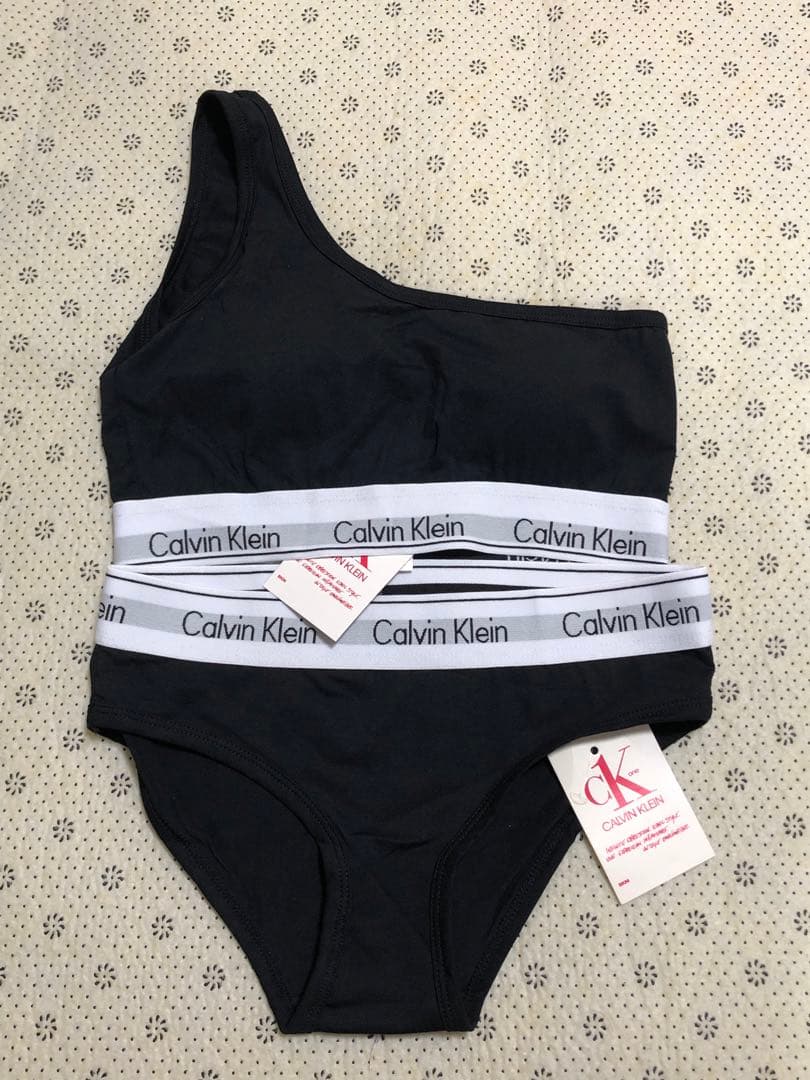 たまちゃん（ただいま出品強化中）様