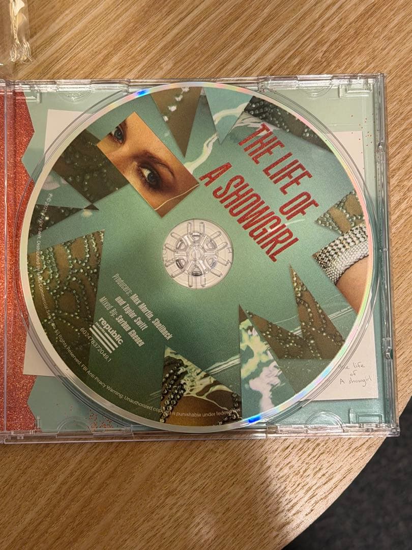 THE LIFE OF A SHOWGIRL CDサインPHOTO2③