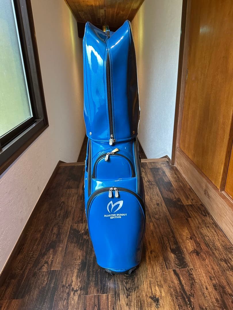 特別値下げ！美品MASTER BUNNY EDITION ゴルフバッグ 青