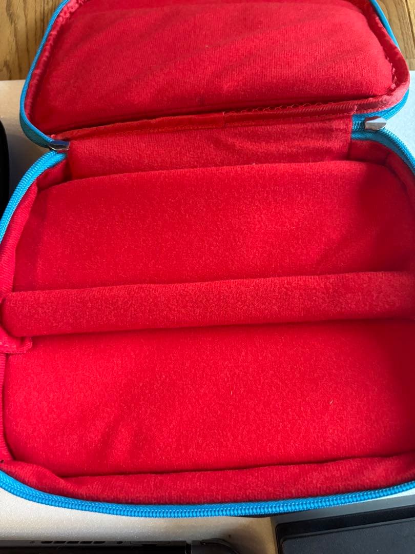 NintendoSwitch 本体 ケース付き