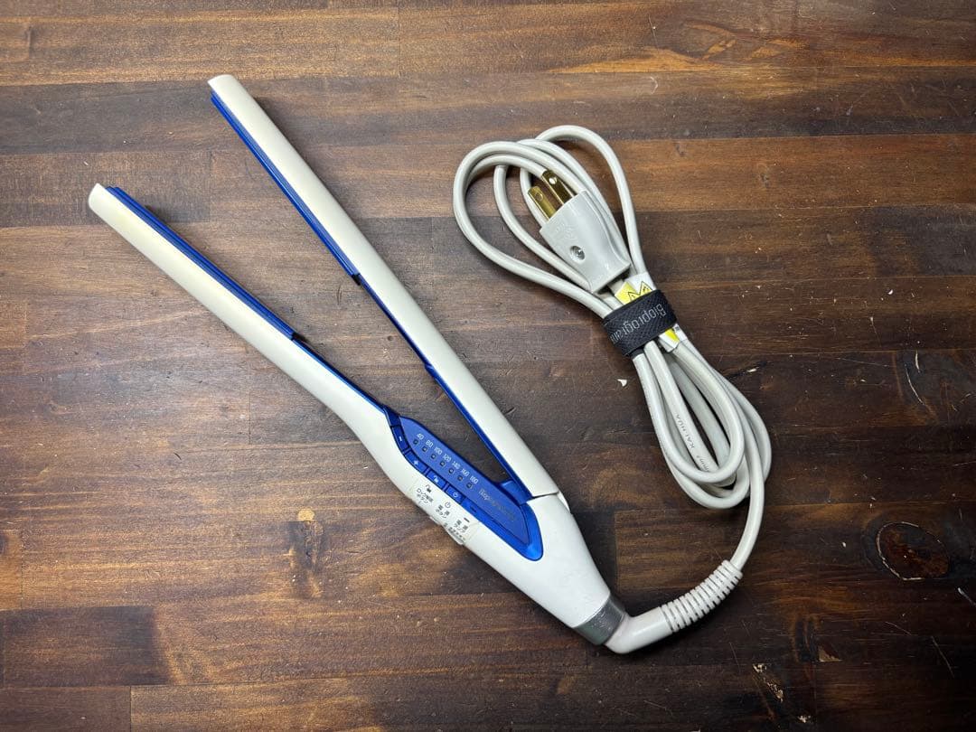 【正規品】ヘアビューロン 3D Plus リュミエリーナ ストレートアイロン