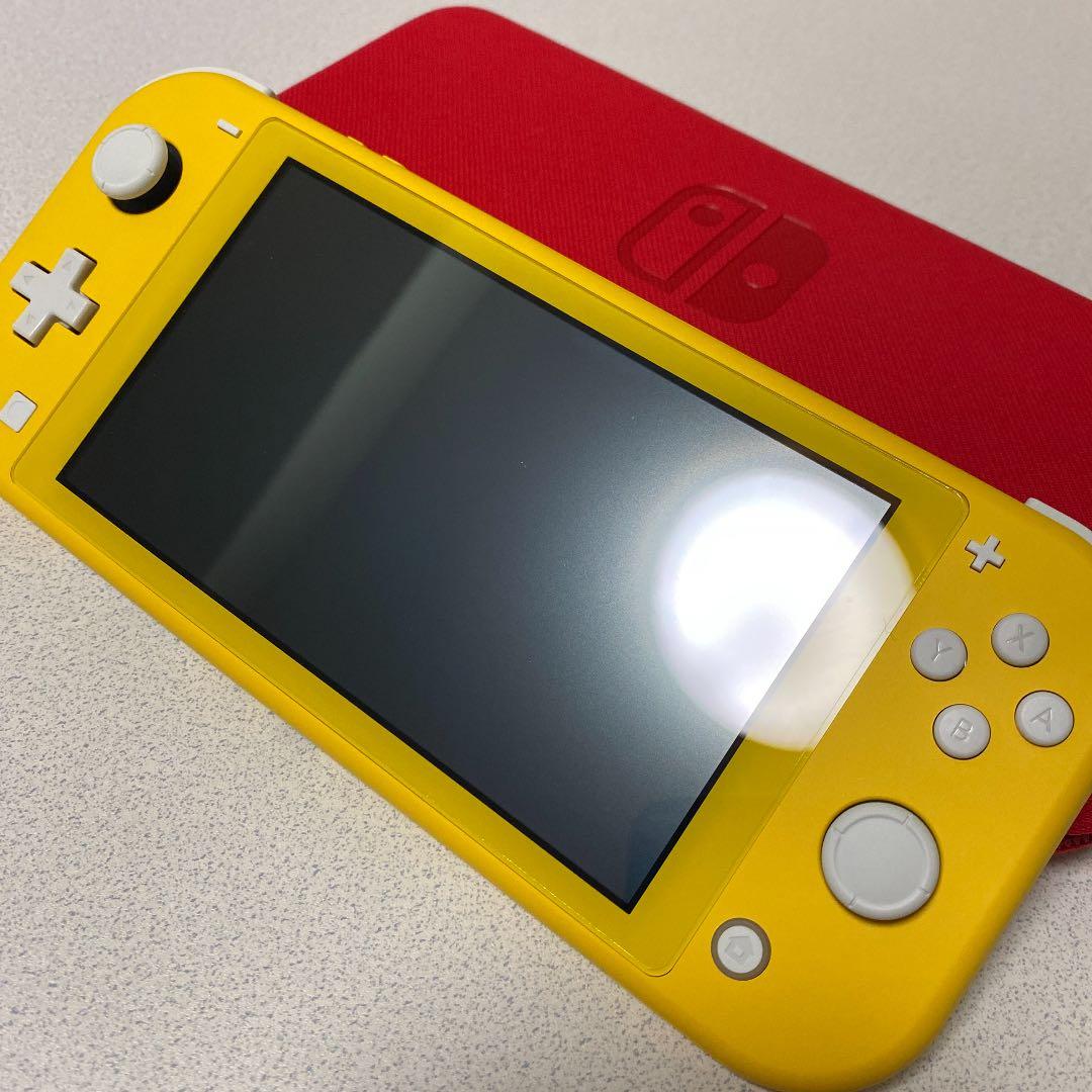 ニンテンドースイッチライト+どうぶつの森+ポーチ