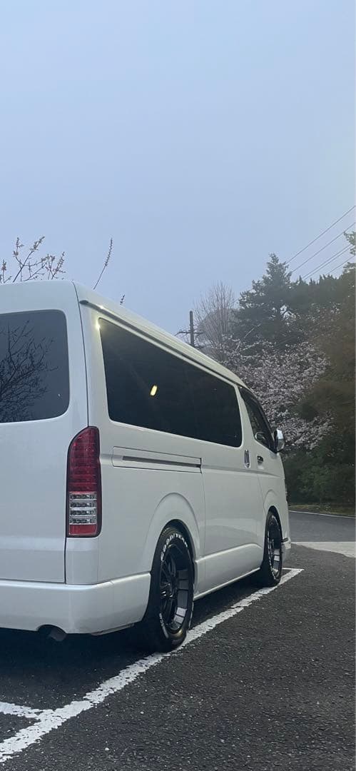 ハイエース　FLEXオリジナルカラー　バルベロ　17インチ