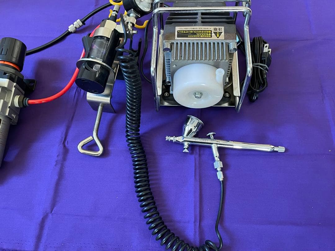 クレオス　リニアコンプレッサーL5 エアドレンレギュレーター付き