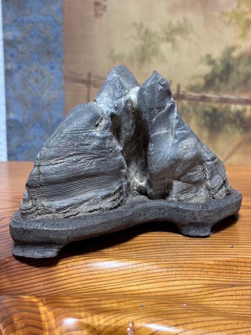 神居古潭石 真黒石 遠山 観賞用 水石 台座付