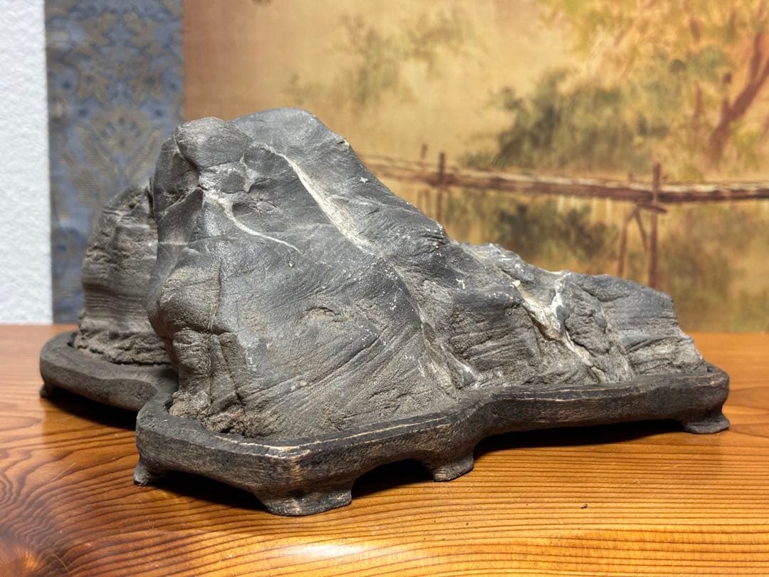 神居古潭石 真黒石 遠山 観賞用 水石 台座付