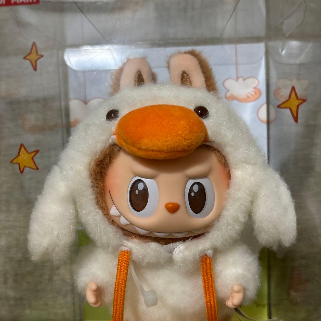 ラブブLABUBU 中国限定一つとcrybaby一つ